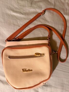 Valentina - Crossbody Purse - excellent condition